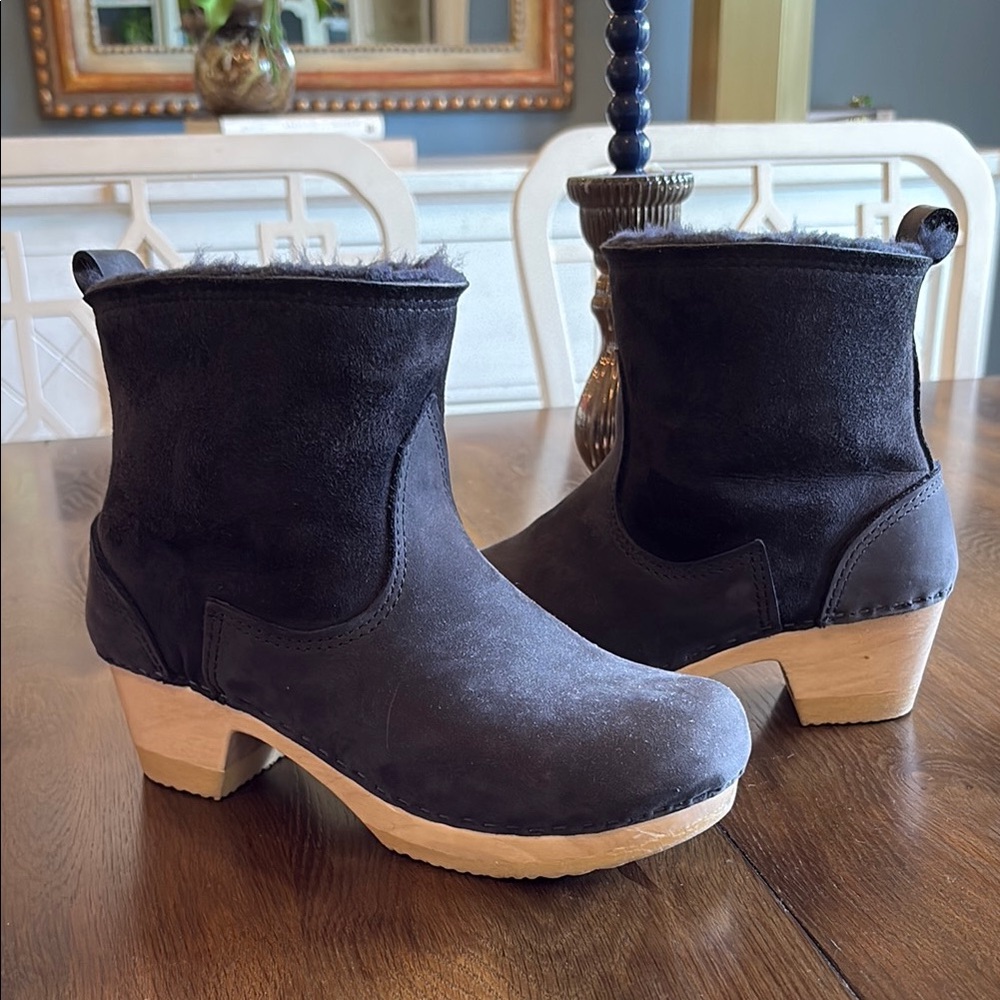2019 No. 6 store pull on shearling clog boot mid heel navy suede size 39 clean!!